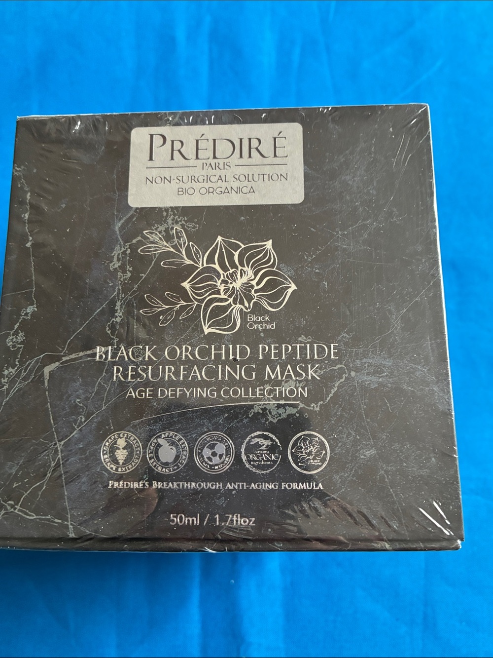 Prédiré Black Orchid Peptide Resurfacing Mask — Black